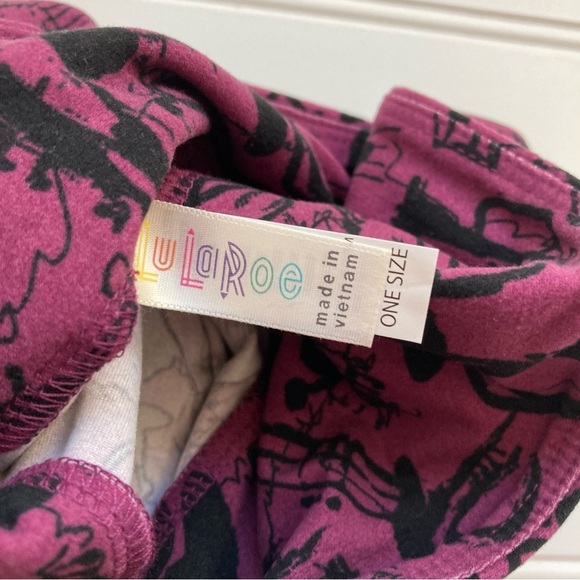 NWT LulaRoe OS Leggings band instruments sax trumpet Women’s One Size New LLR - Picture 3 of 3